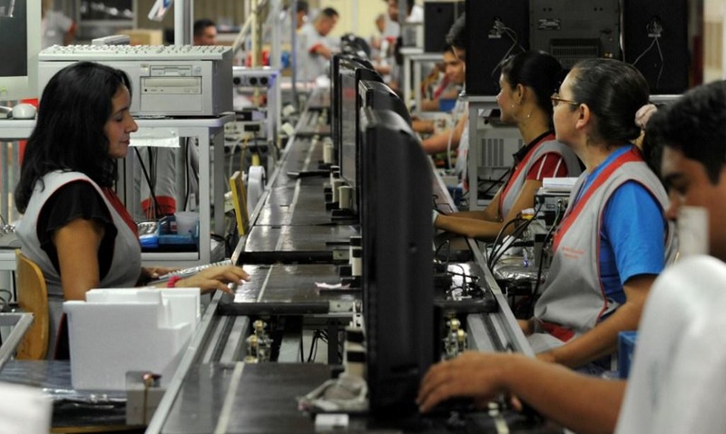 Tarifa de 25% dos EUA sobre produtos brasileiros entra em vigor hoje