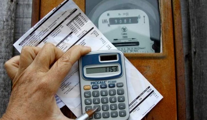 Distribuidoras de energia têm 10 anos para devolver valores indevidos