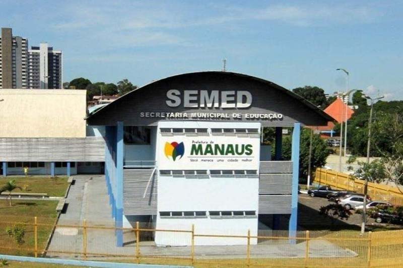 Manaus nomeia 325 novos professores e servidores da Semed