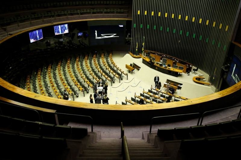 Apoio a Flávio Bolsonaro garante forte presença no Congresso a partir de 2027