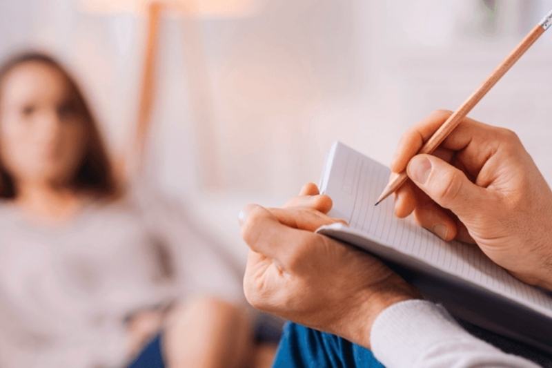 ‘Pode Falar’ disponibiliza apoio em saúde mental para jovens