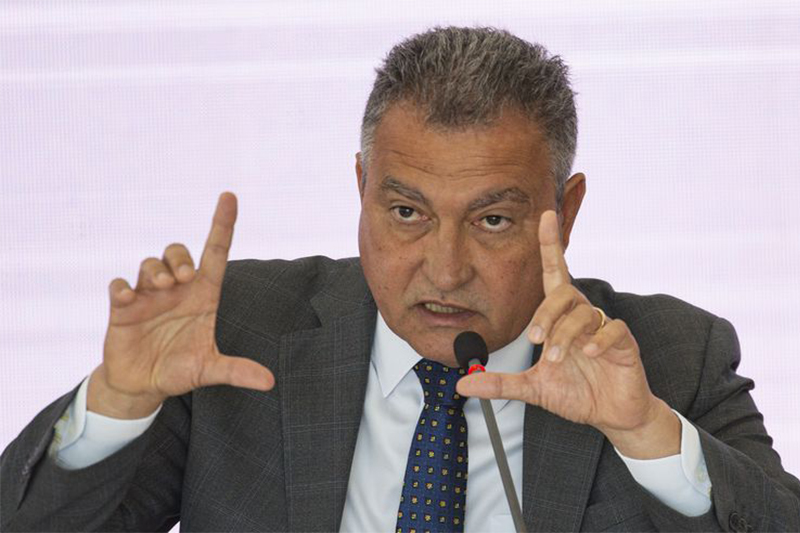 Flávio Dino devolve inquérito sobre respiradores a STJ em caso de Rui Costa