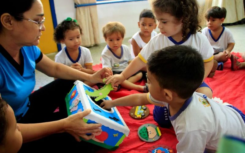 Prefeitura de Manaus forma grupo para promover investimentos na infância