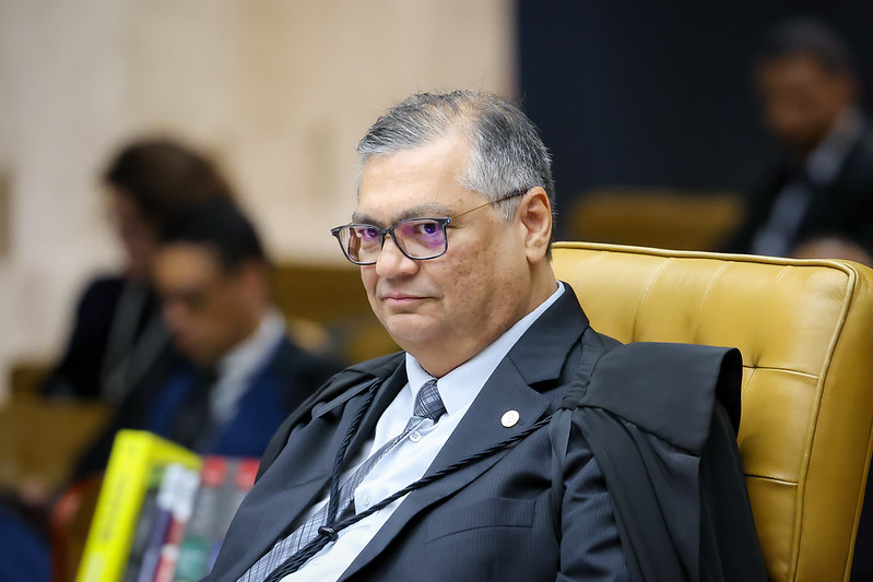 Ministro do STF autoriza operação da PF contra deputado do PL