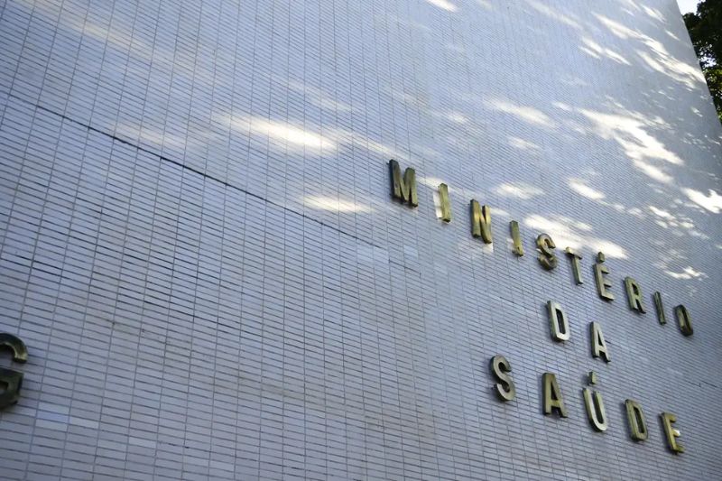 Lula critica gestão de Bolsonaro e promete avanços na Saúde e educação