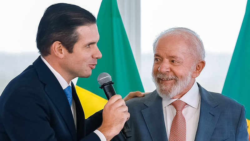 Transição para redução da jornada de trabalho é definida por Lula e Motta
