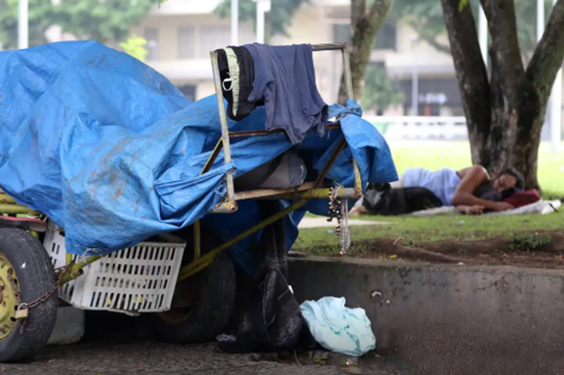 Rio de Janeiro e São Paulo se destacam em população de rua no Brasil