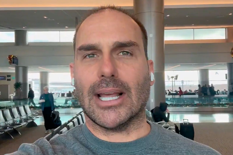 Eduardo Bolsonaro pediu envio do máximo de recursos para filme nos EUA