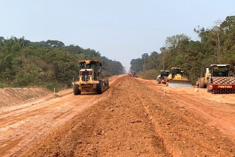 LCM Construção vence licitação para asfaltar 86,9 km da BR-319
