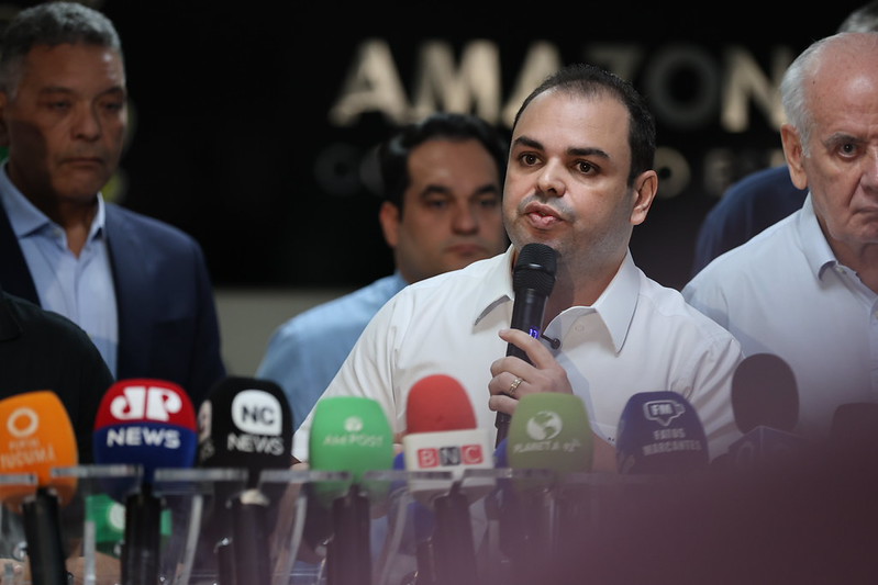 Governo do Amazonas destina R$ 127 milhões para médicos e busca negociar dívidas