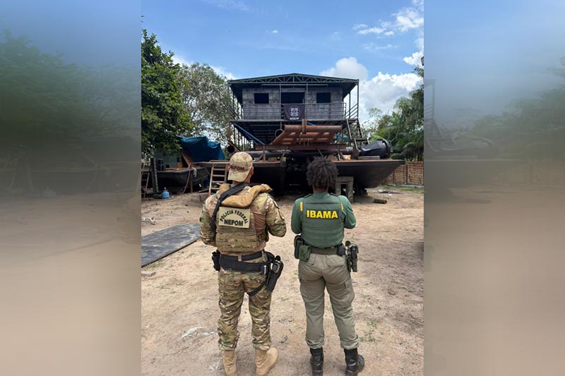 Polícia Federal e Ibama desmantelam estaleiro clandestino em Manaus