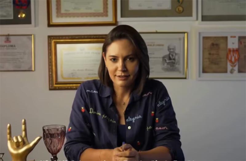 Vídeo de Michelle Bolsonaro Impacta Candidatura de Flávio, Diz Pesquisa