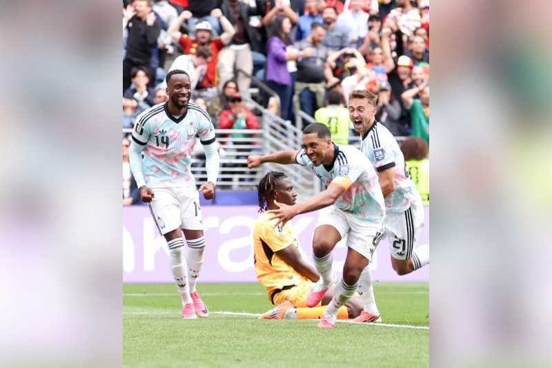Bélgica vence Senegal por 3 a 2 na prorrogação e avança às oitavas