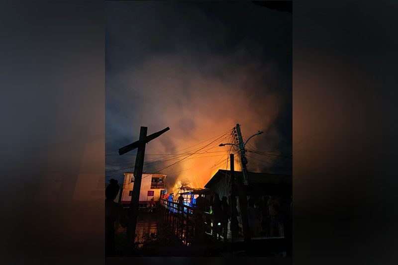 Incêndio no Careiro da Várzea causa tragédia com morte de idosa
