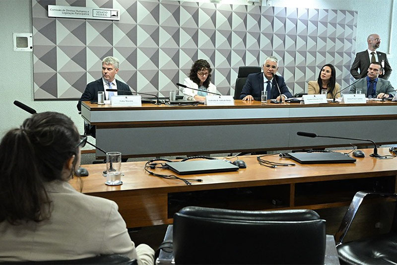 Senador alerta sobre 'tragédia humanitária' das apostas em anúncios na Copa