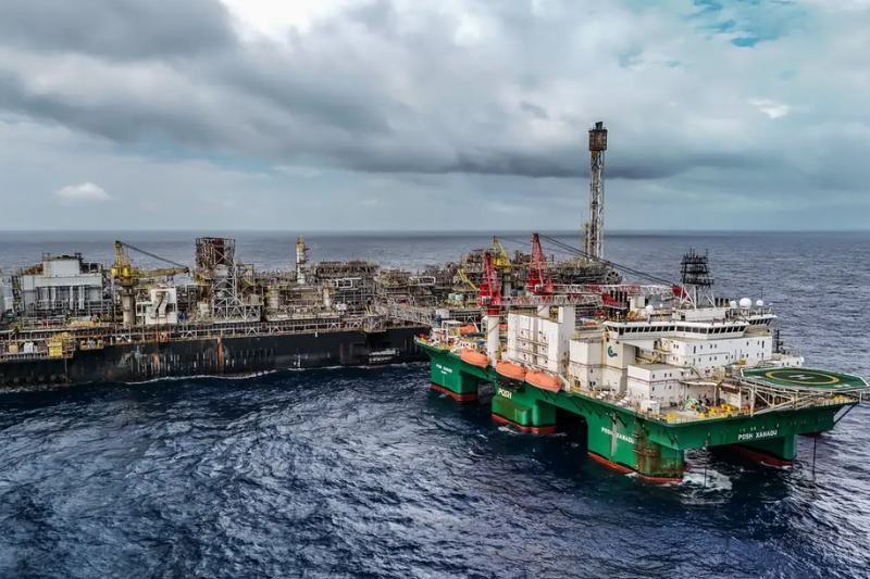 Imposto de Exportação de Petróleo é Mantido por Mais 60 Dias