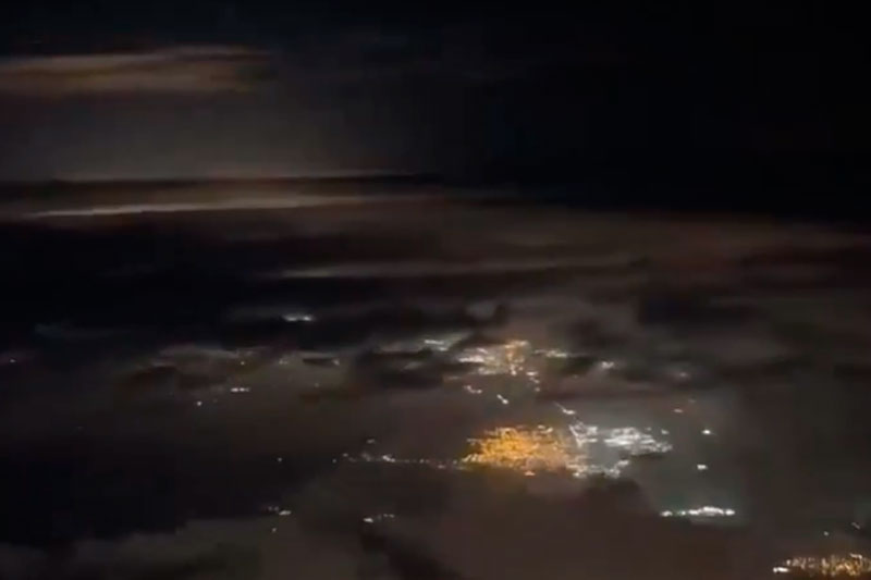 Piloto de avião no Paraná relata avistamento de luzes estranhas no céu