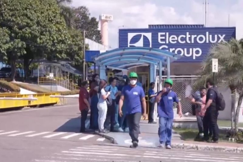 Empresas e escolas suspendem atividades após vazamento de gás em Manaus