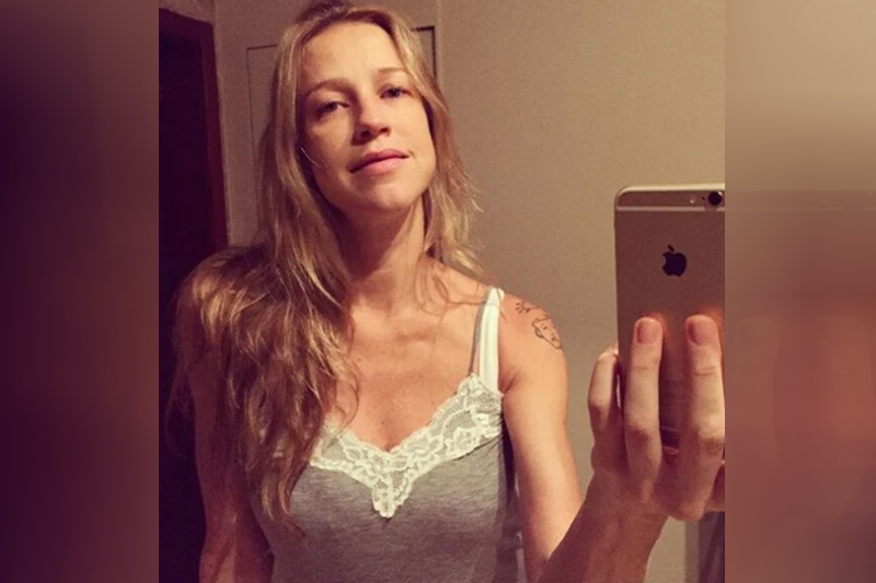Luana Piovani demonstra apoio ao ex-marido Pedro Scooby na Dança dos Famosos