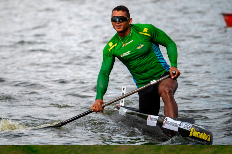 Isaquias Queiroz brilha e conquista ouro no Mundial de Canoagem na Polônia