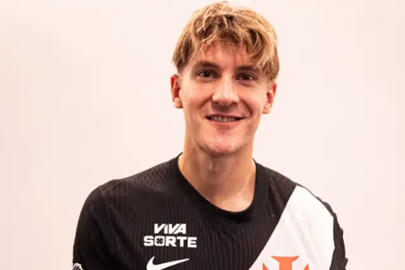 Vasco contrata Facundo Colidio para reforçar ataque na temporada