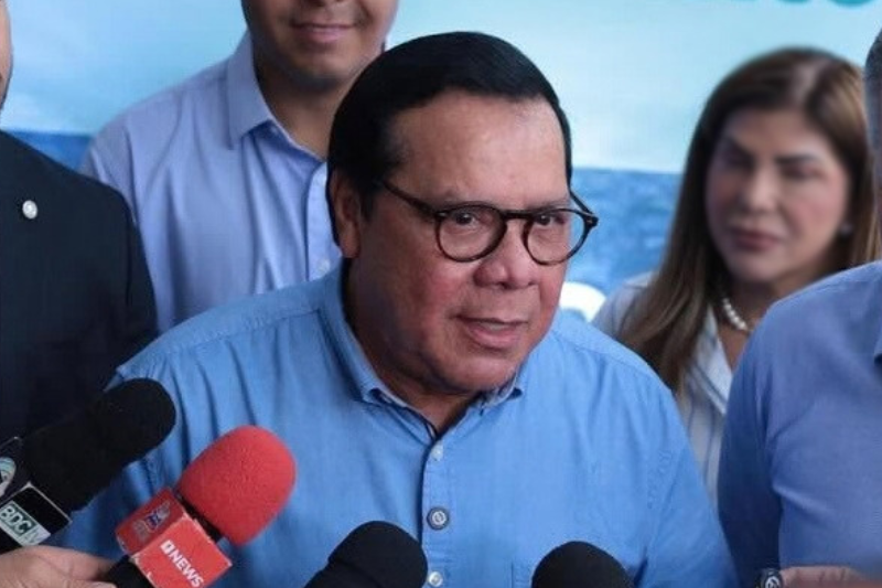 Câmara de Coari recebe denúncia contra Adail Pinheiro por infrações