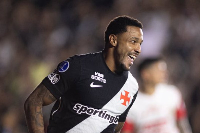 Vasco avança às semifinais da Sul-Americana ao vencer Santa Fe por 2 a 0