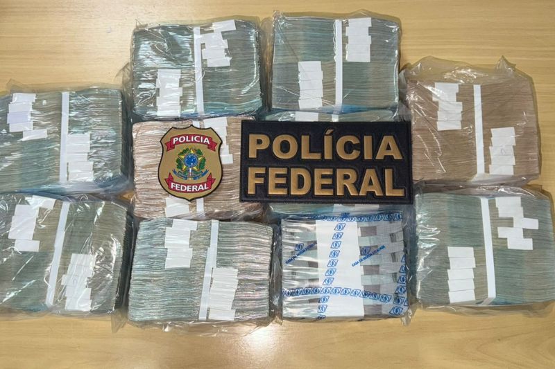 PF apreende R$ 1 milhão e prende homem por porte ilegal de arma em Manaus