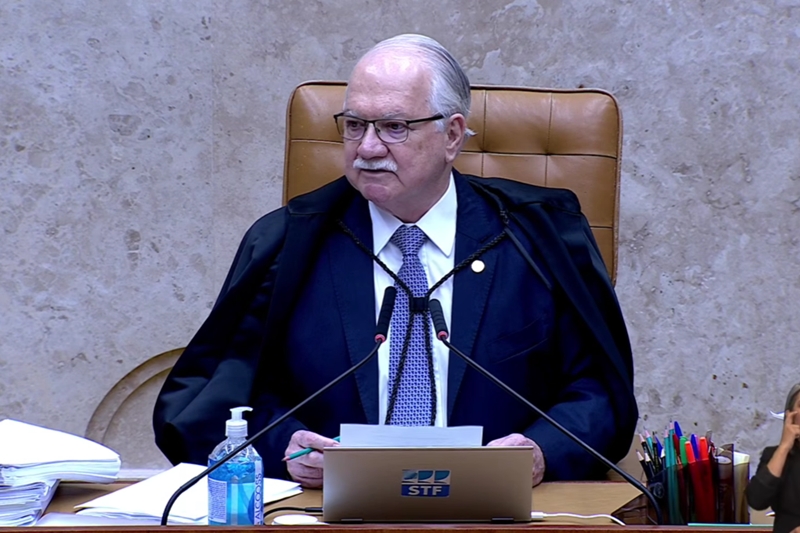 Fachin pede prudência e respeito antes de julgar Moraes no STF