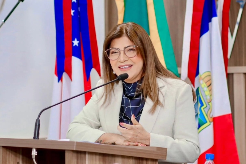 Jeany Pinheiro assume a Prefeitura de Coari após afastamento de Adail