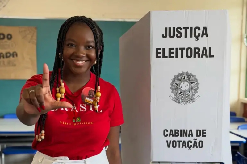 Ana Elisa Santos Silva é eleita a deputada federal mais jovem do Brasil