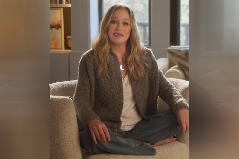 Christina Applegate revela erro em diagnóstico de esclerose múltipla