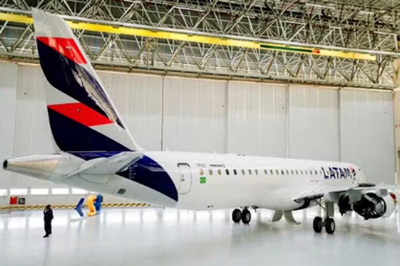 Embraer entrega primeiro jato E195-E2 à Latam em nova era de expansão