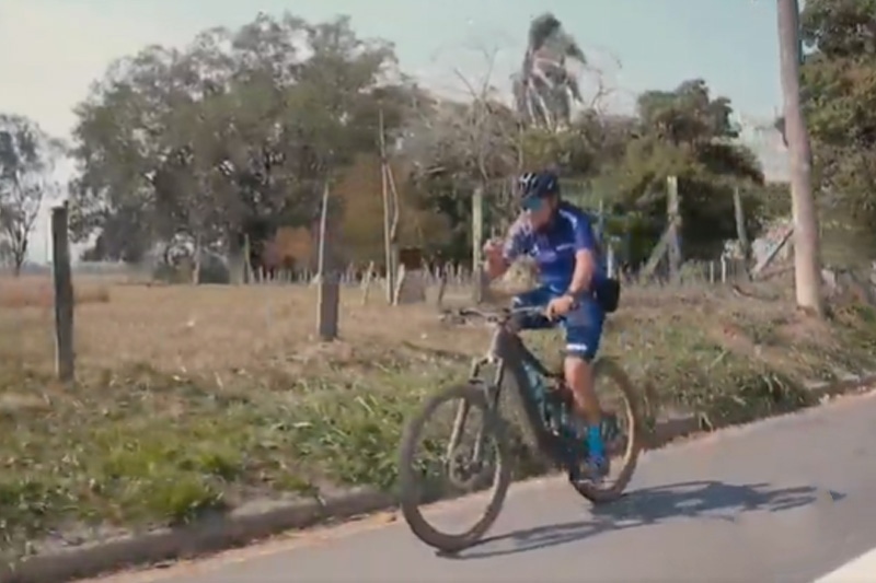 Cantor Daniel realiza percurso de 300 km de bicicleta até Aparecida