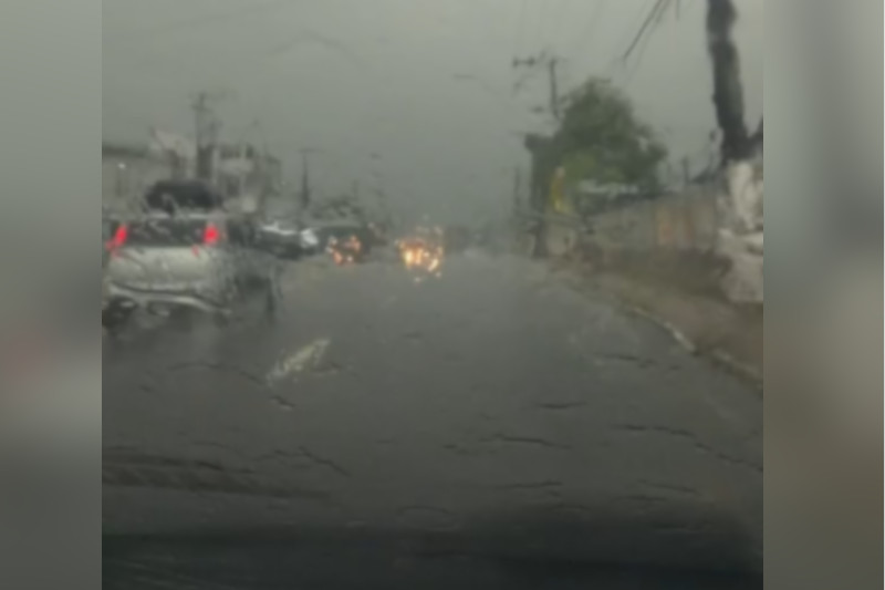 Chuva em Manaus reduz poluição do ar causada por queimadas