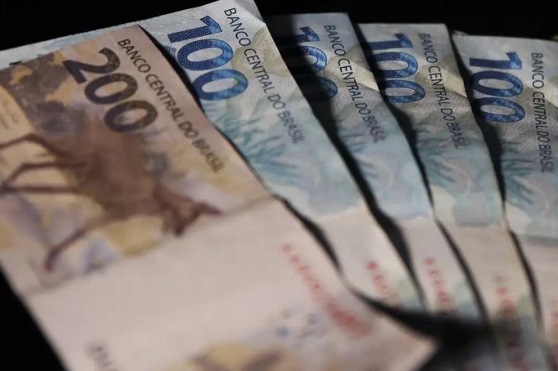 Arrecadação federal registra alta de 5,62% em setembro, totalizando R$ 239,4 bilhões