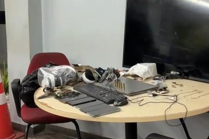 Três homens são presos em Manaus suspeitos de estelionato