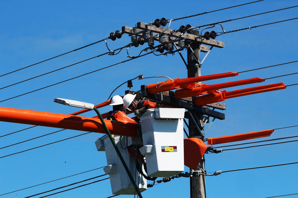 Desligamentos de energia em Manaus afetam 11 pontos nesta terça-feira