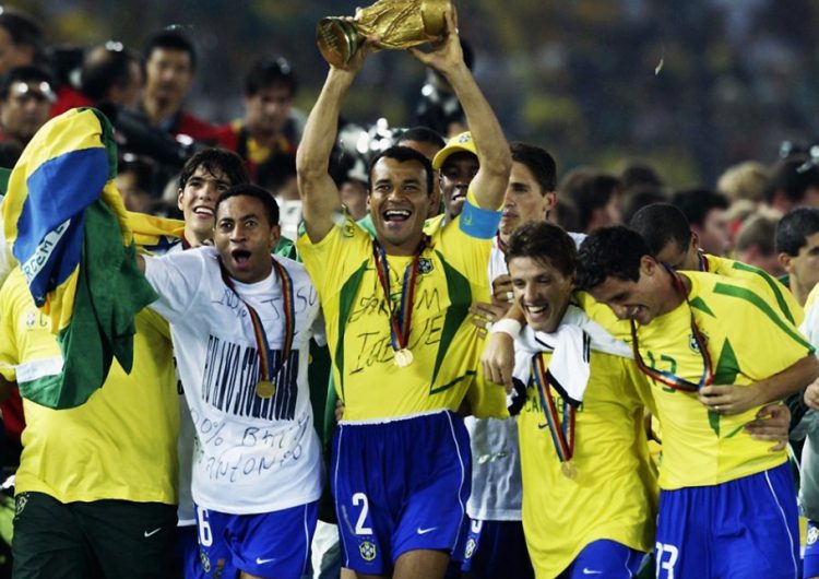 Camisa do Penta do Brasil é considerada uma das mais feias da história