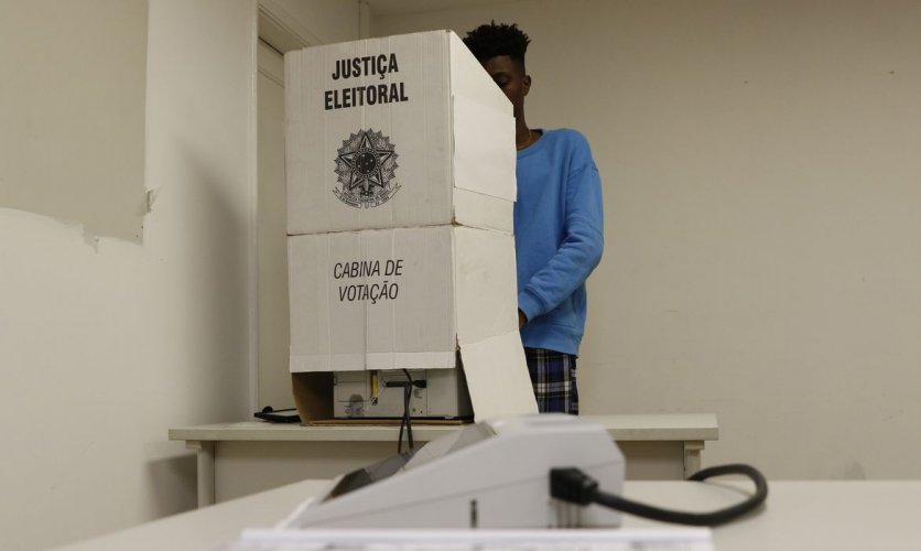 TSE orienta TRE-AM sobre prorrogação de votação após decisão do STF