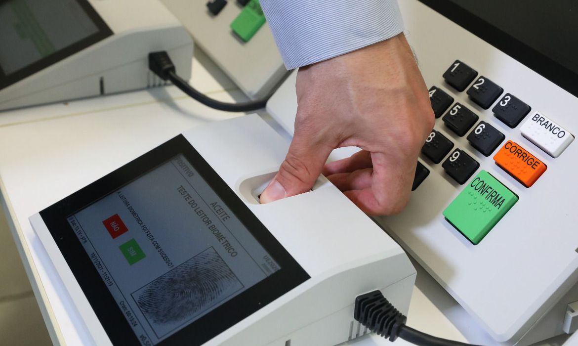Biometria é Necessária para Votar? Entenda as Regras para 2026