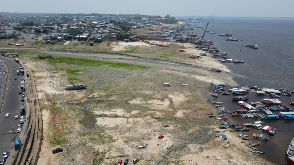 Rio Negro em Manaus apresenta queda de 36 cm em apenas 48 horas