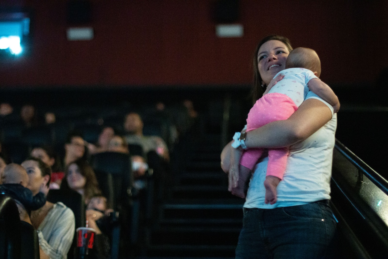 Cinema em Manaus oferece sessão gratuita para mães no CineMaterna