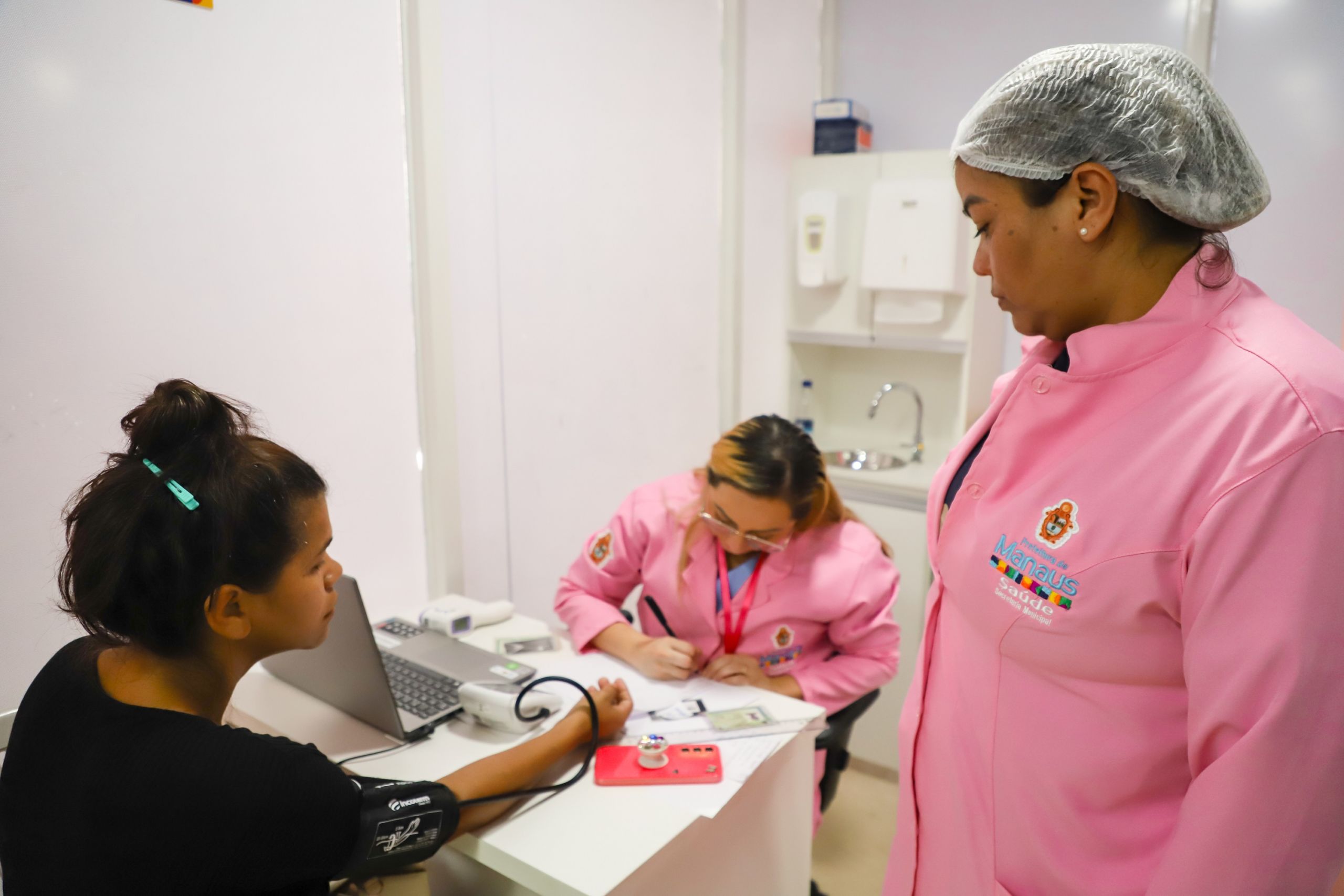 Unidades Móveis de Saúde da Mulher atendem em Manaus até setembro
