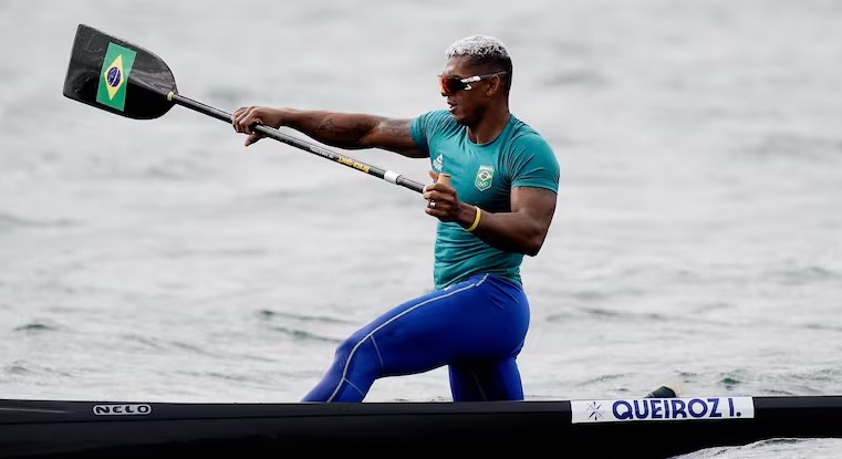 Isaquias Queiroz vence C1 500m no Mundial de Canoagem em Poznan