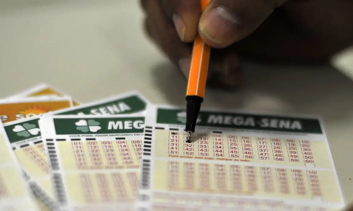 Sorteio da Mega-Sena 3.004 será realizado às 21h com prêmio de R$ 8 milhões
