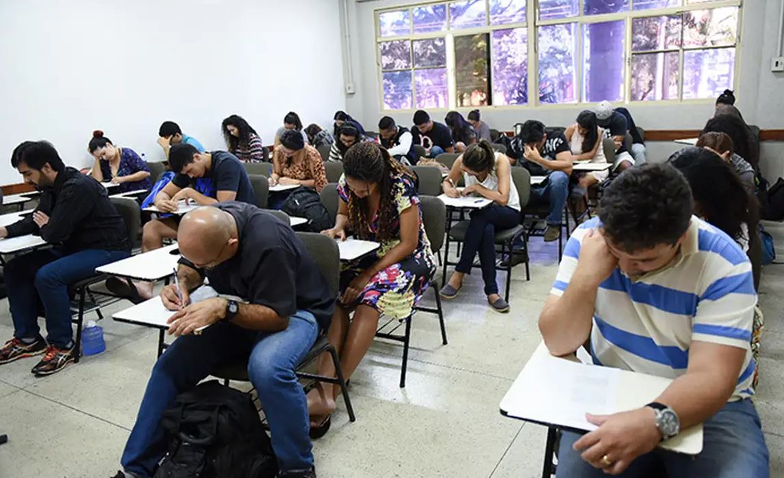 Encceja 2026: Reaplicação pode ser solicitada até 28 de agosto