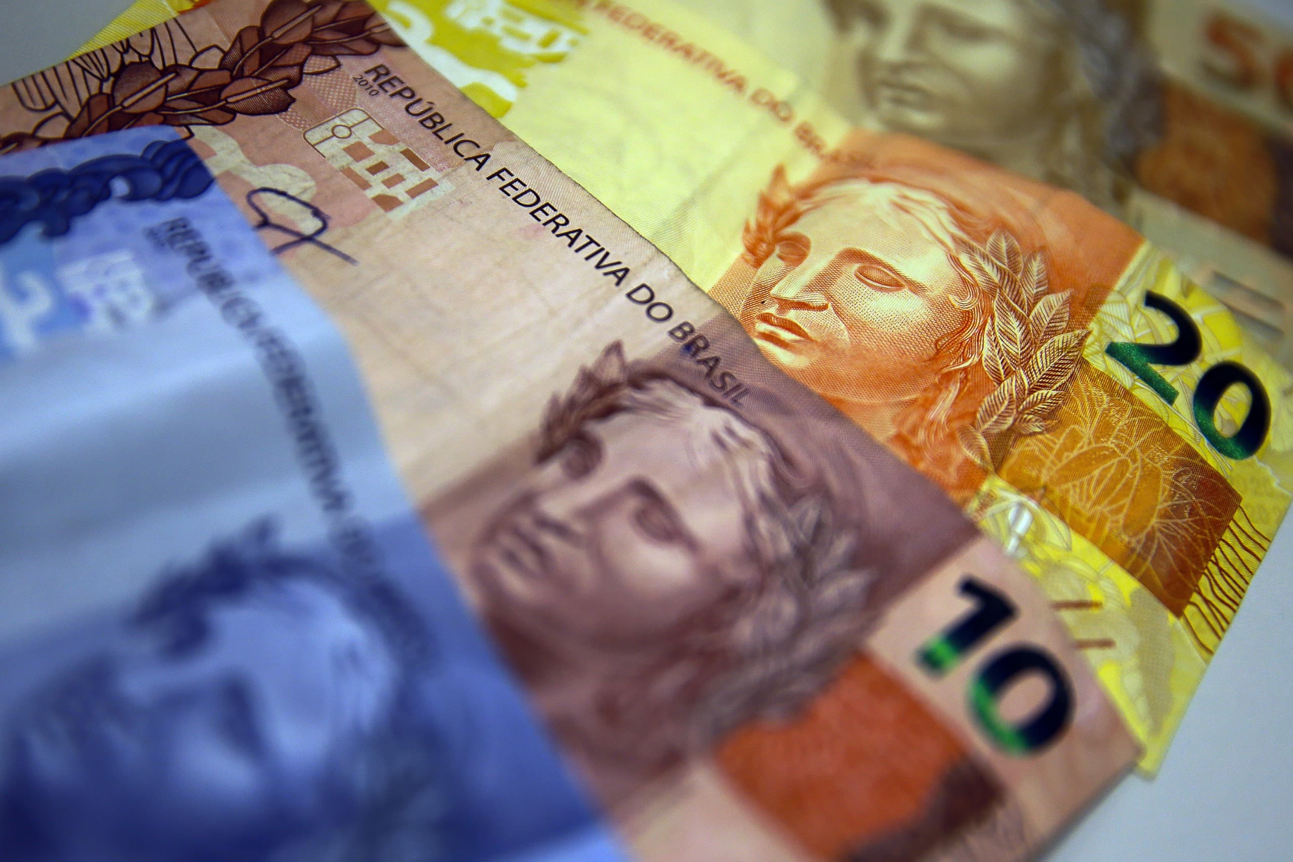 INSS inicia pagamento do 13º salário para aposentados e pensionistas