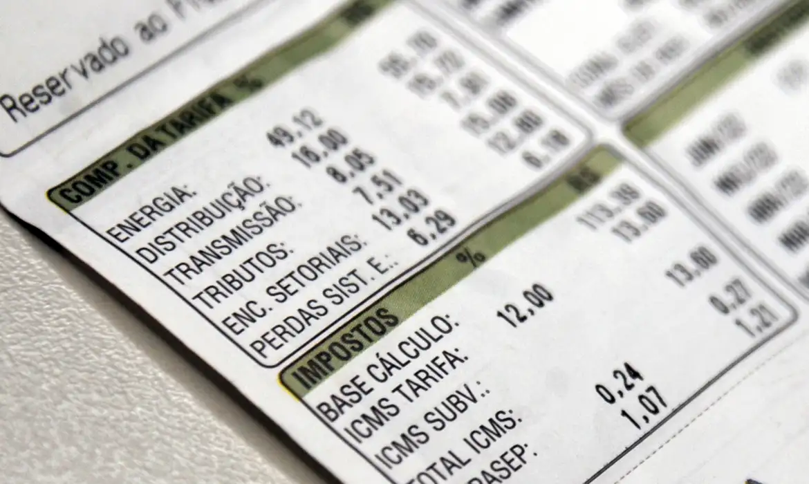 Aumento na conta de luz: bandeira amarela entra em vigor em maio