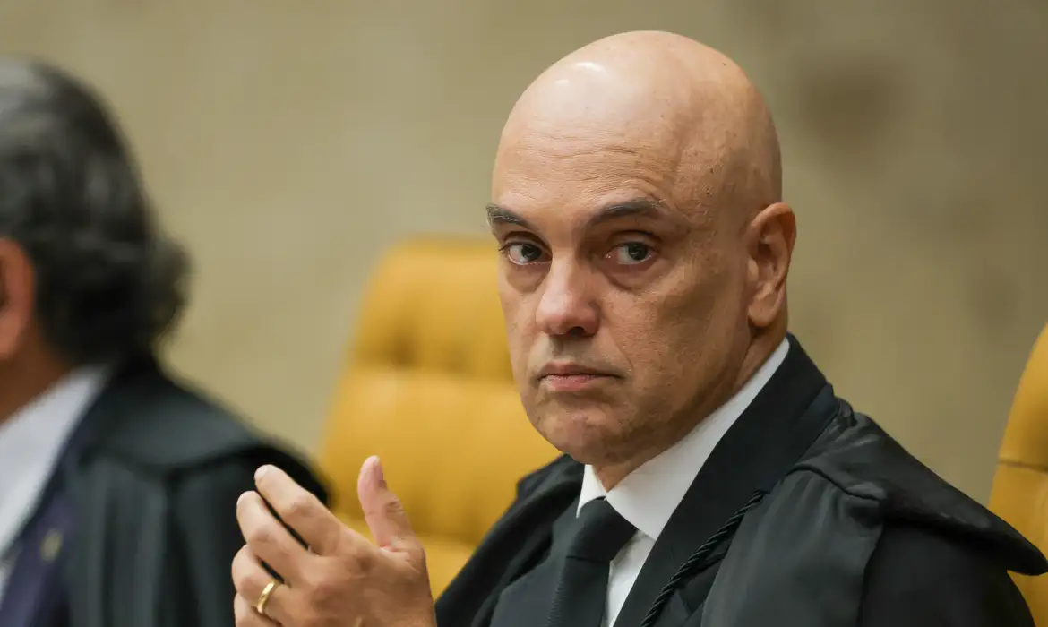 Fachin assume relatoria do inquérito das Fake News, afastando Moraes